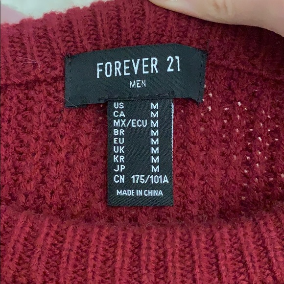 Mens forever 21 sweater - Picture 3 of 3